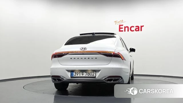 Hyundai The New Grandeur IG id 4952011 из Кореи 23