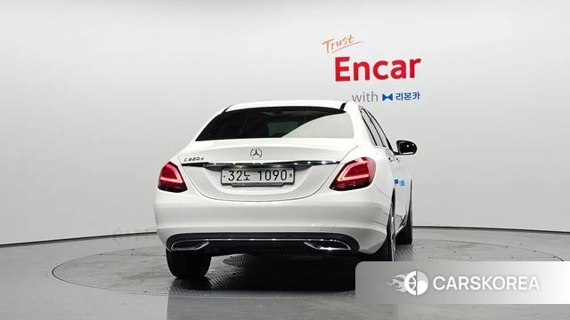 Mercedes-Benz C-Class W205 id 5029175 из Кореи 23
