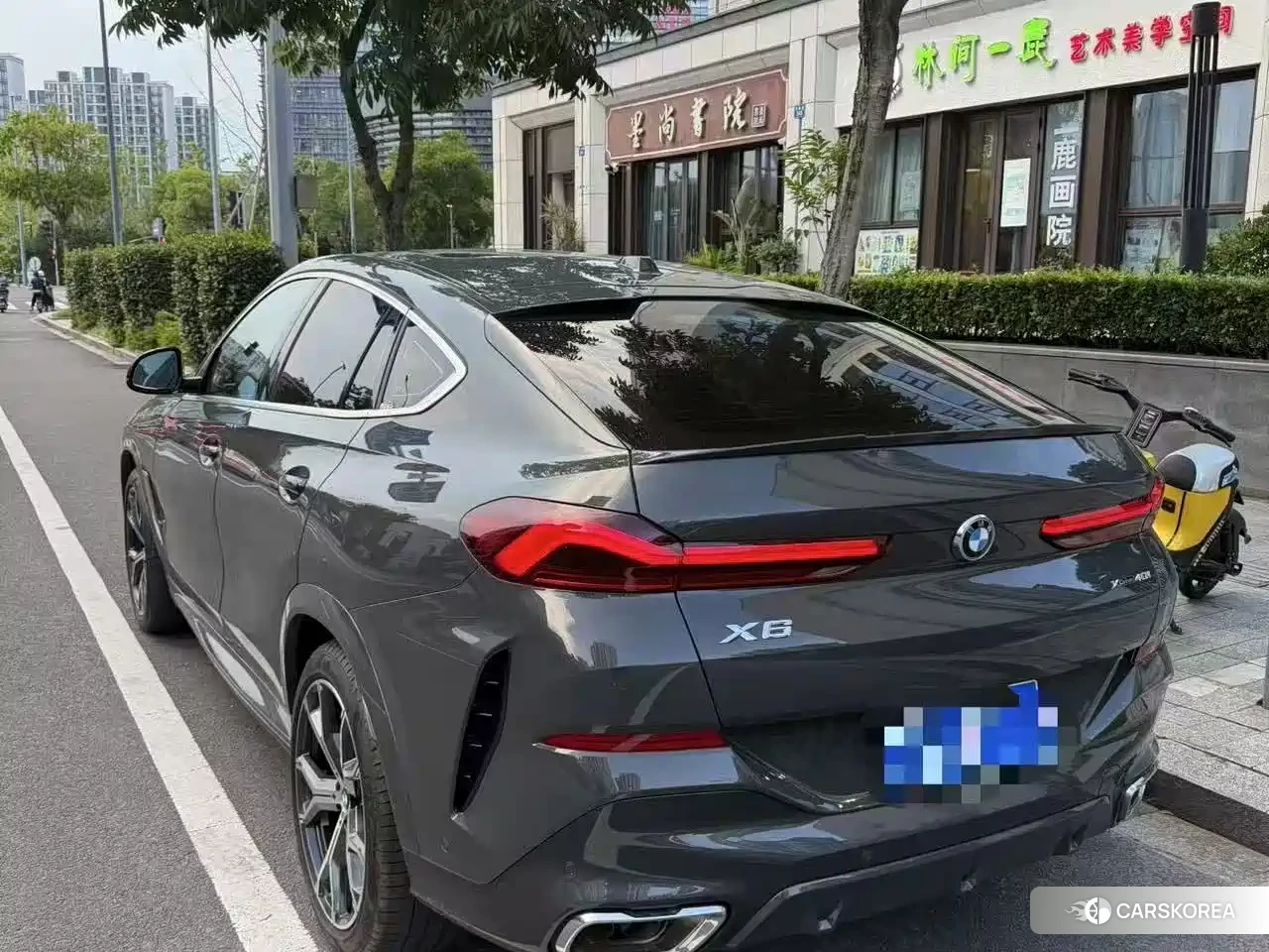 BMW X6 2024 Silver/gray из Китая, фото 3