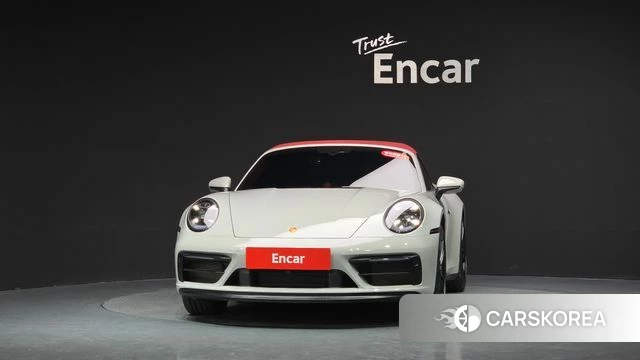 Porsche 911(992) id 4792425 из Кореи 23