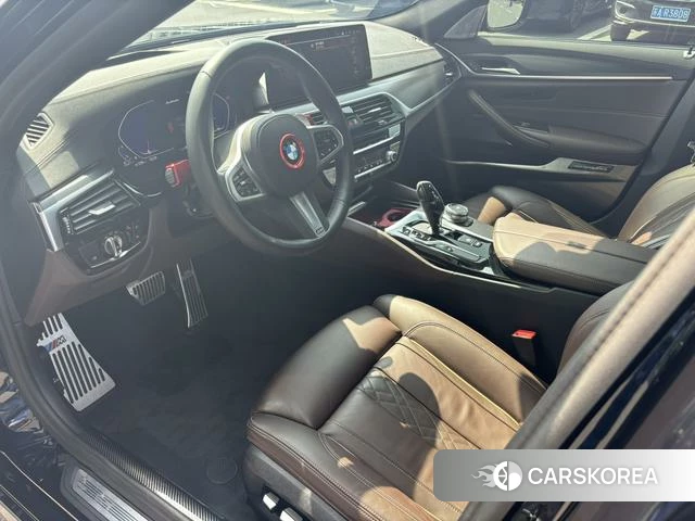 BMW 5 series 2023 Черный из Китая, фото 3