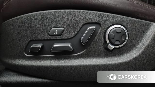 Genesis GV70 id 5028296 из Кореи 13