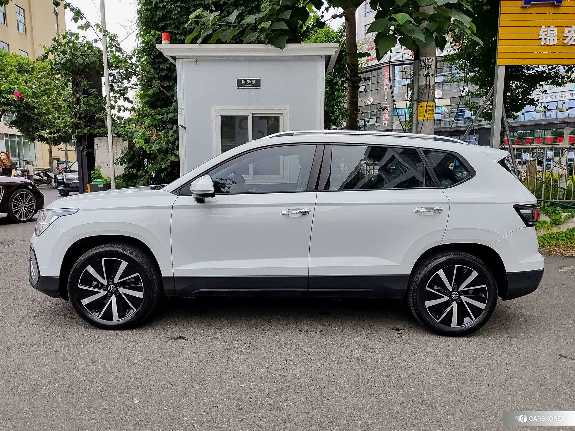Volkswagen Tharu 2025 Белый из Китая, фото 4