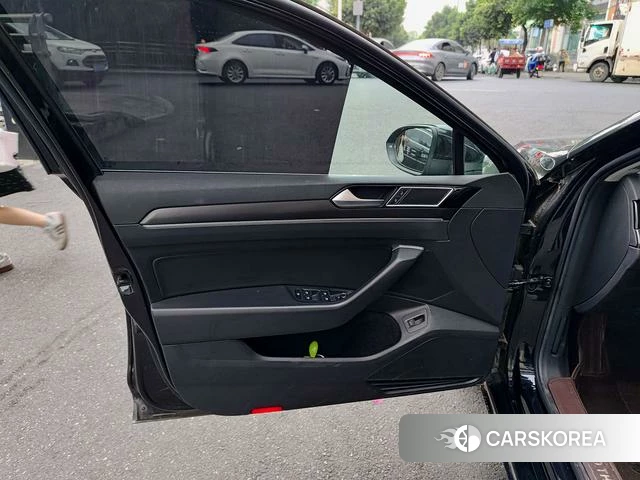 Volkswagen Magotan 2021 Черный из Китая, фото 4
