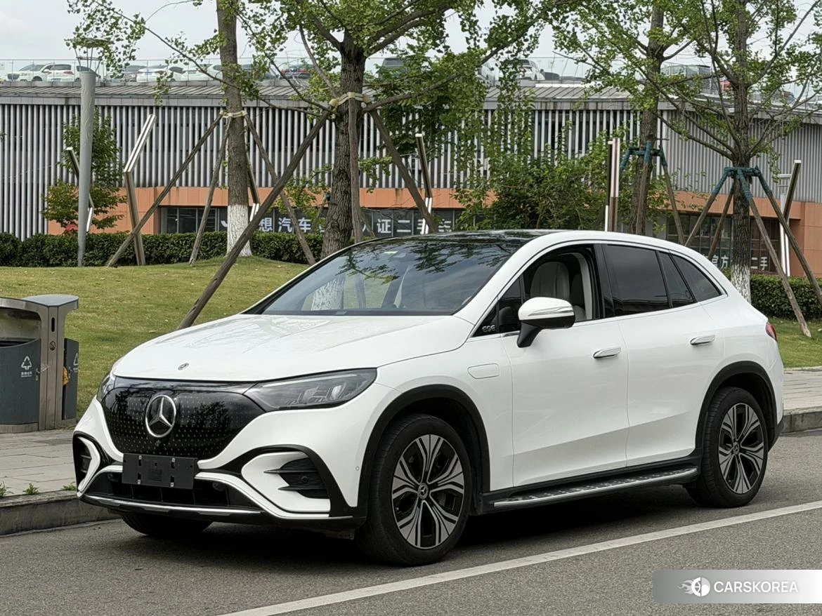 Mercedes-Benz EQE 2023 Белый из Китая, фото 3