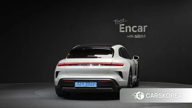 Porsche Taycan id 4897770 из Кореи 23
