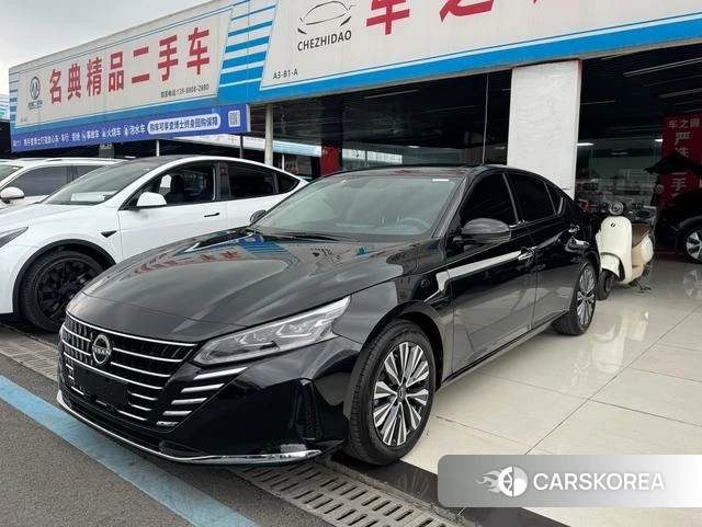 Nissan Altima 2023 Черный из Китая, фото 3