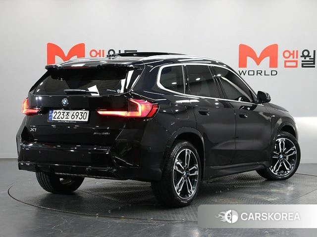 BMW X1 (U11) 2023 Черный из Кореи, фото 3
