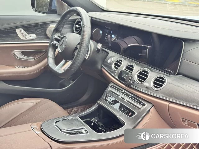 Mercedes-Benz E-Class 2021 Синий из Китая, фото 3