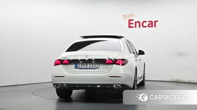 Mercedes-Benz E-Class W214 id 5011160 из Кореи 23