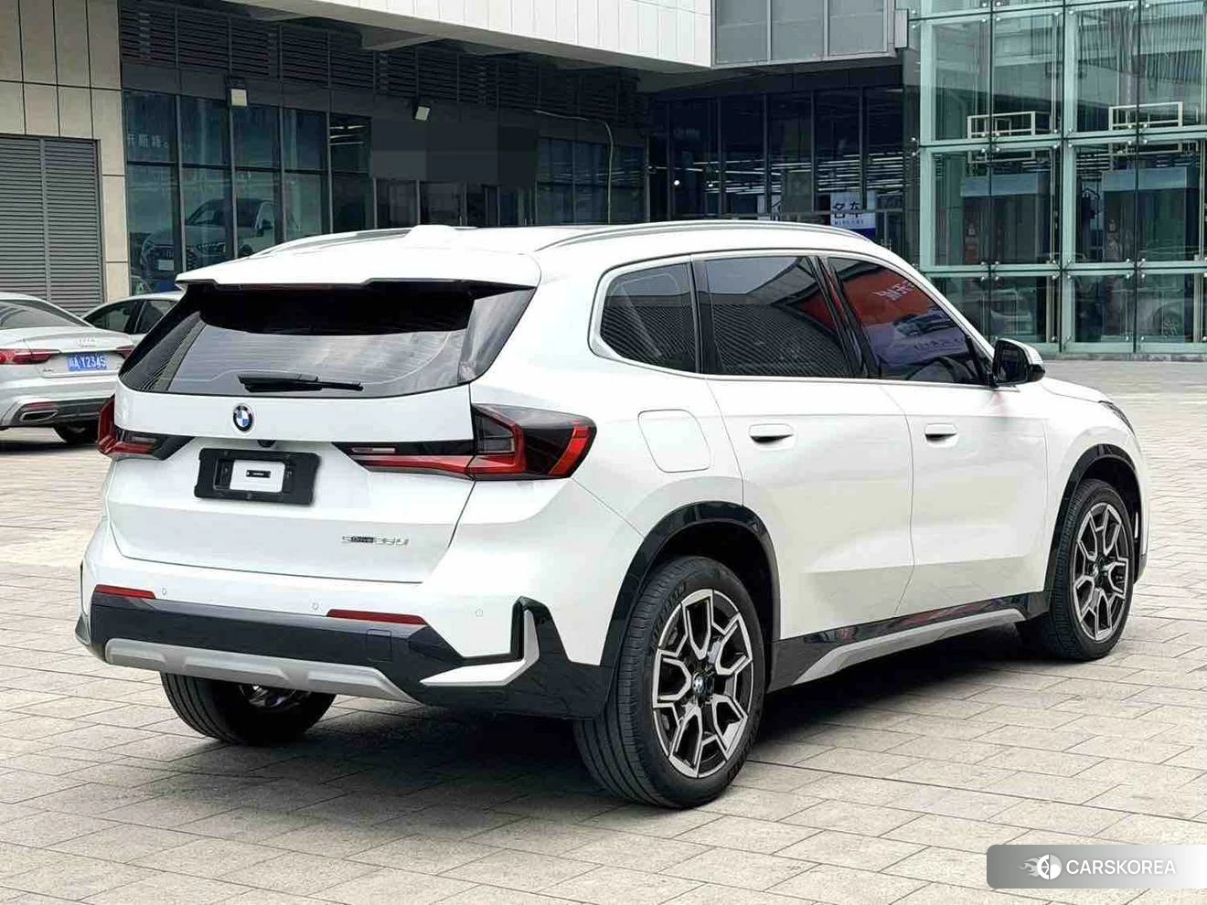 BMW X1 2023 Белый из Китая, фото 5