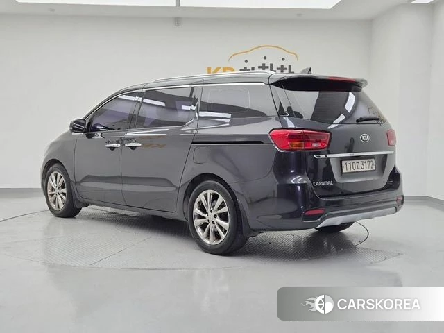 Kia The New Carnival id 4943983 из Кореи 11