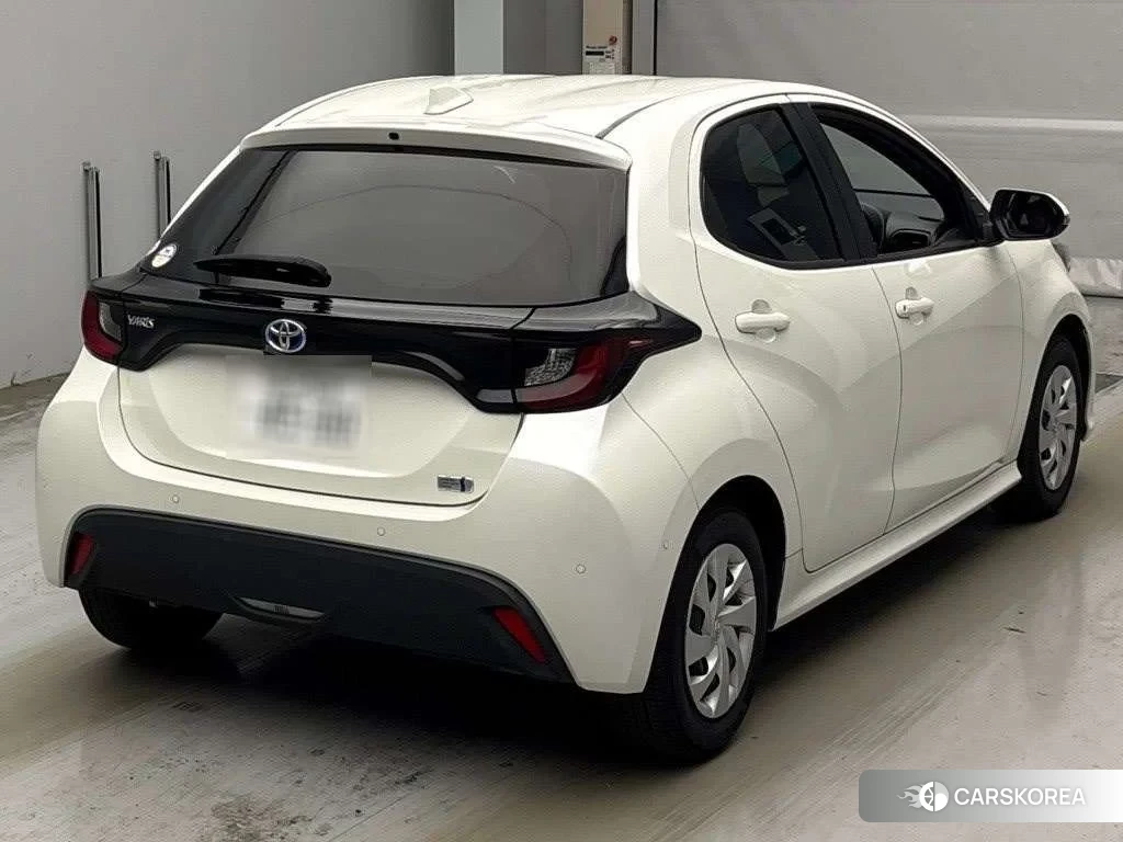 Toyota Yaris 2022 из Японии, фото 3