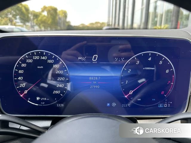Mercedes-Benz GLC 2024 Белый из Китая, фото 3