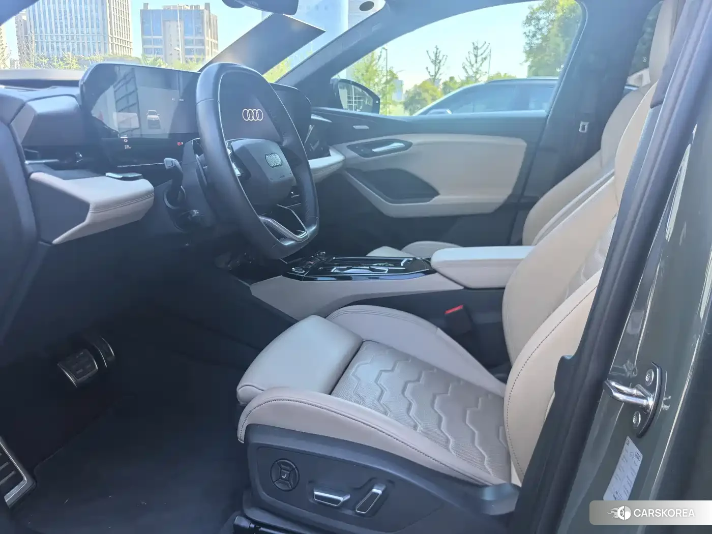 Audi Q6L Sportback 2025 Зеленый из Китая, фото 4