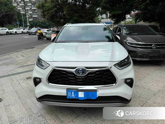 Toyota Highlander 2021 Белый из Китая, фото 3