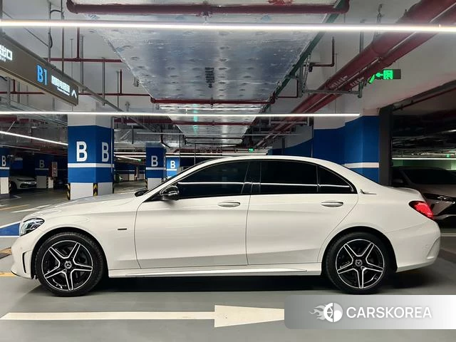 Mercedes-Benz C-class 2021 Белый из Китая, фото 4