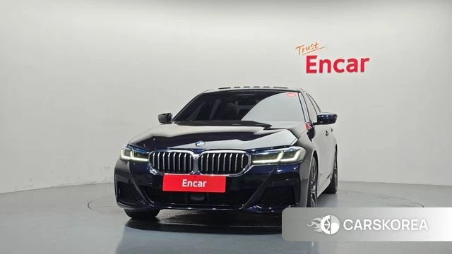 BMW 5 Series (G30) id 5016901 из Кореи 23