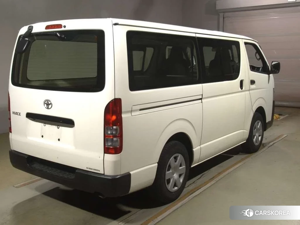 Toyota HiAce Van 2020 из Японии, фото 3