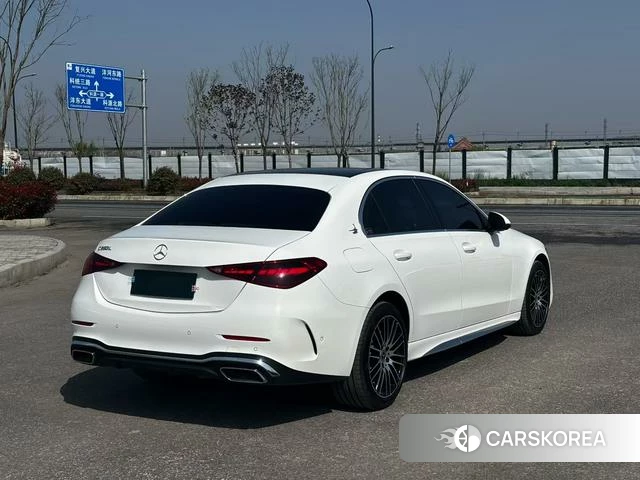 Mercedes-Benz C-class 2024 Белый из Китая, фото 3