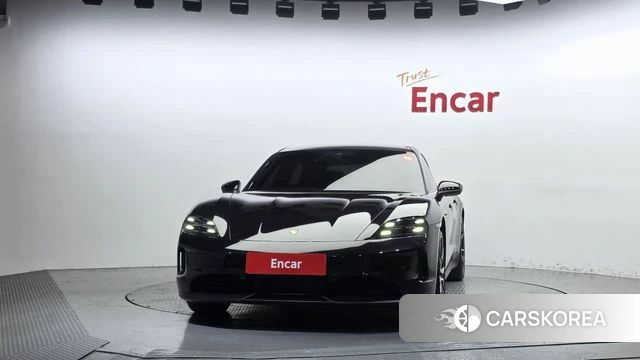 Porsche Taycan id 4990467 из Кореи 23