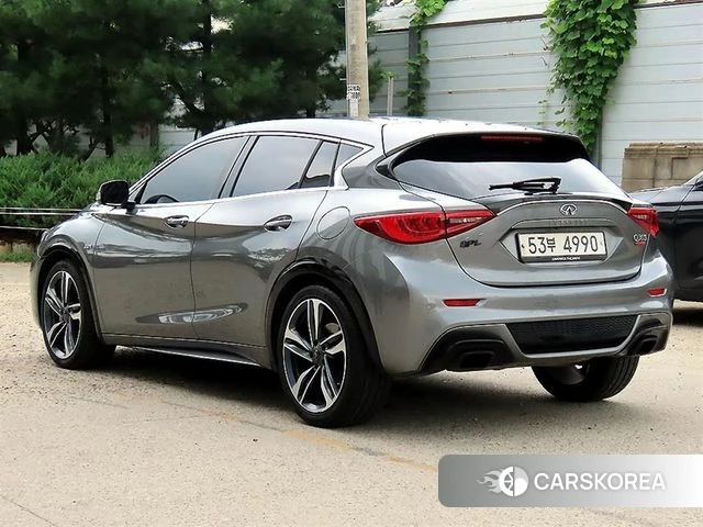 Infiniti Q30 id 4746774 из Кореи 13