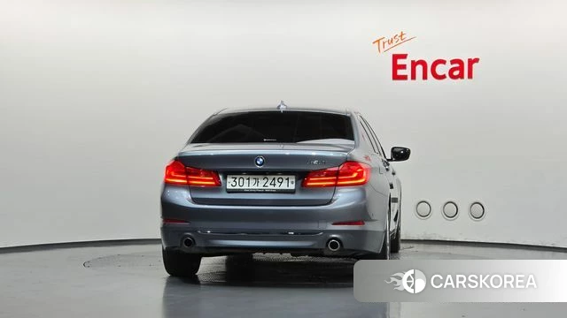 BMW 5 Series (G30) id 5035476 из Кореи 23