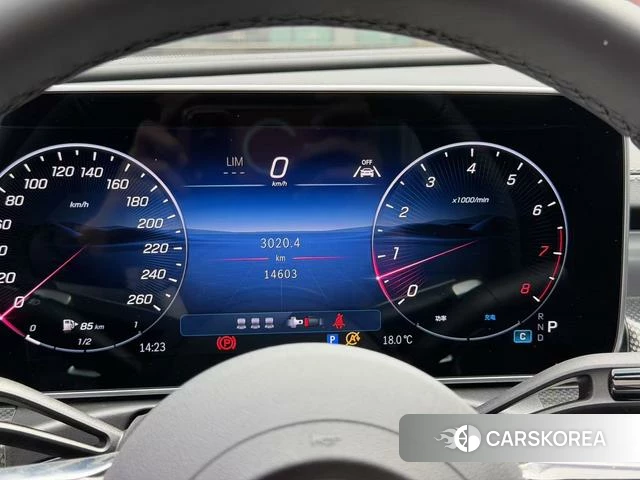 Mercedes-Benz C-class 2025 Белый из Китая, фото 3