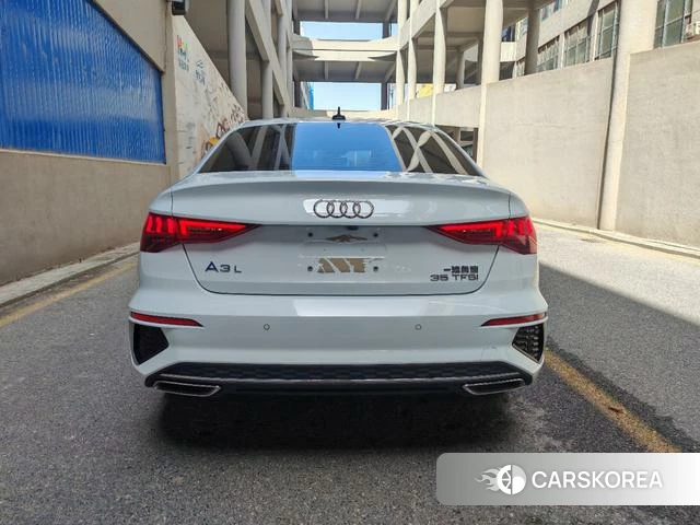 Audi A3 2023 Белый из Китая, фото 4