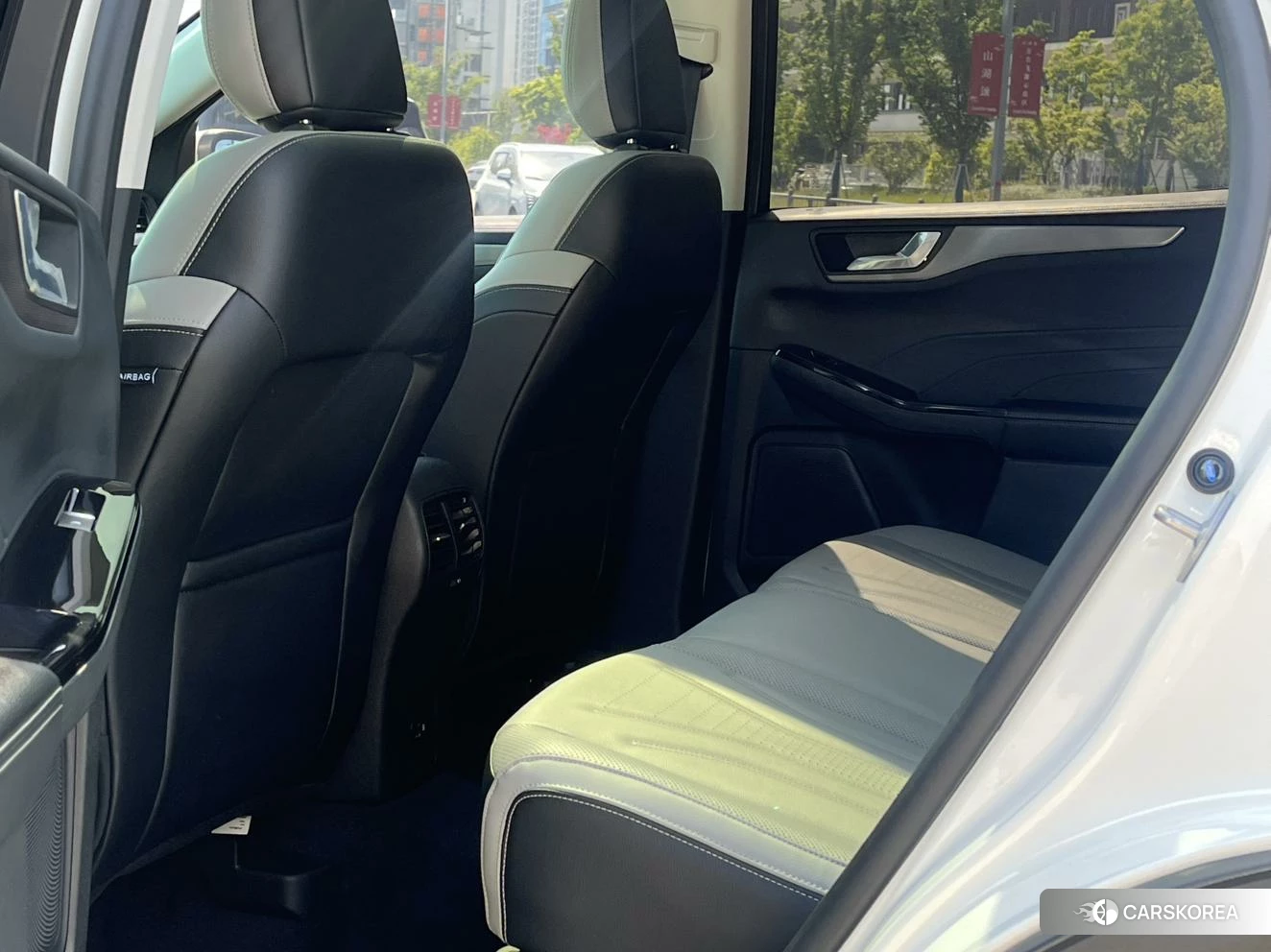 Ford Escape 2020 Белый из Китая, фото 3