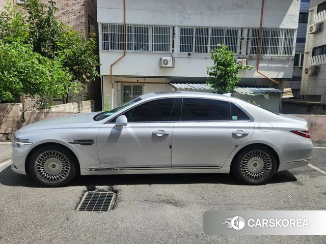 Genesis G90 id 5004340 из Кореи 7