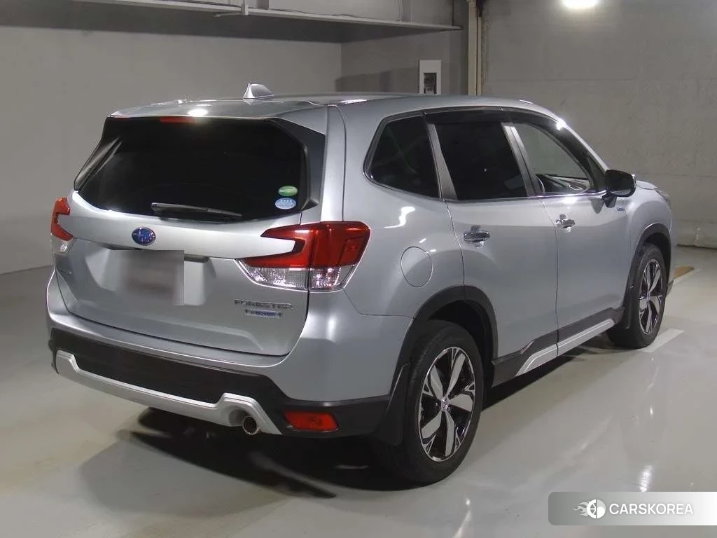 Subaru Forester 2018 из Японии, фото 3