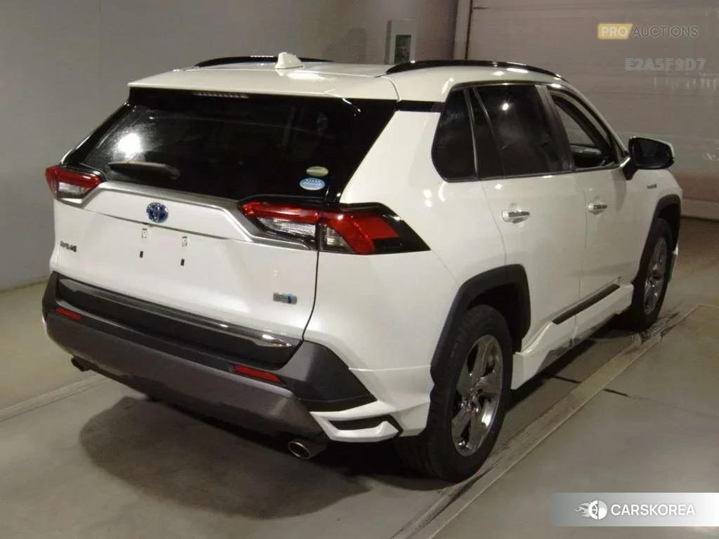 Toyota RAV4 2019 из Японии, фото 3