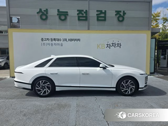Hyundai Grandeur (GN7) id 5027201 из Кореи 9