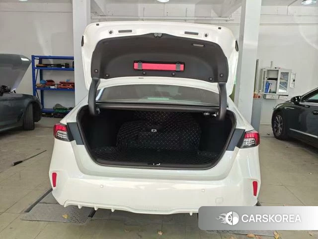 Honda Inspire 2025 Белый из Китая, фото 3