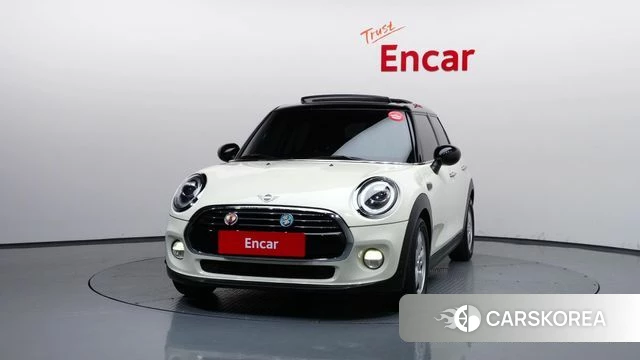 Mini Cooper D id 5023783 из Кореи 23