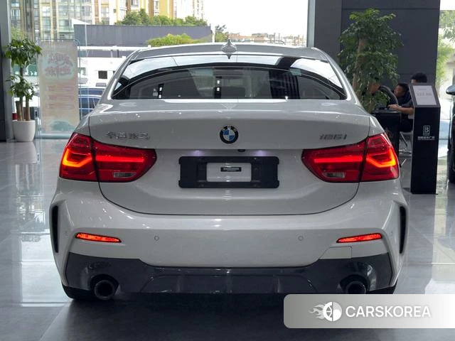 BMW 1 series 2021 Белый из Китая, фото 3