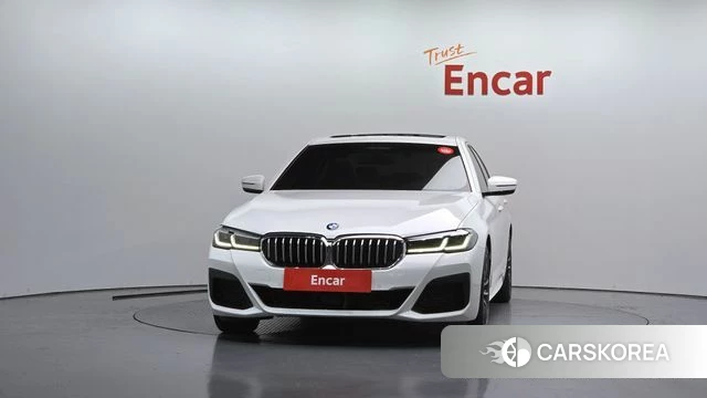 BMW 5 Series (G30) id 4976761 из Кореи 13