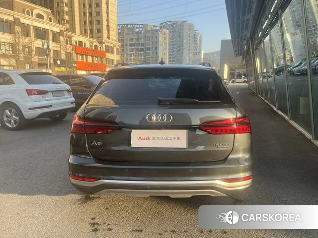 Audi A6 2024 Темно-серый из Китая, фото 3