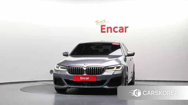 BMW 5 Series (G30) id 4942312 из Кореи 23