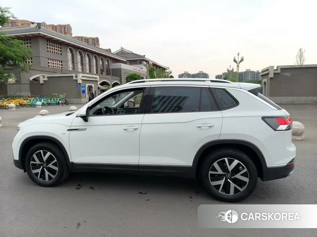Volkswagen Tayron 2024 Белый из Китая, фото 3