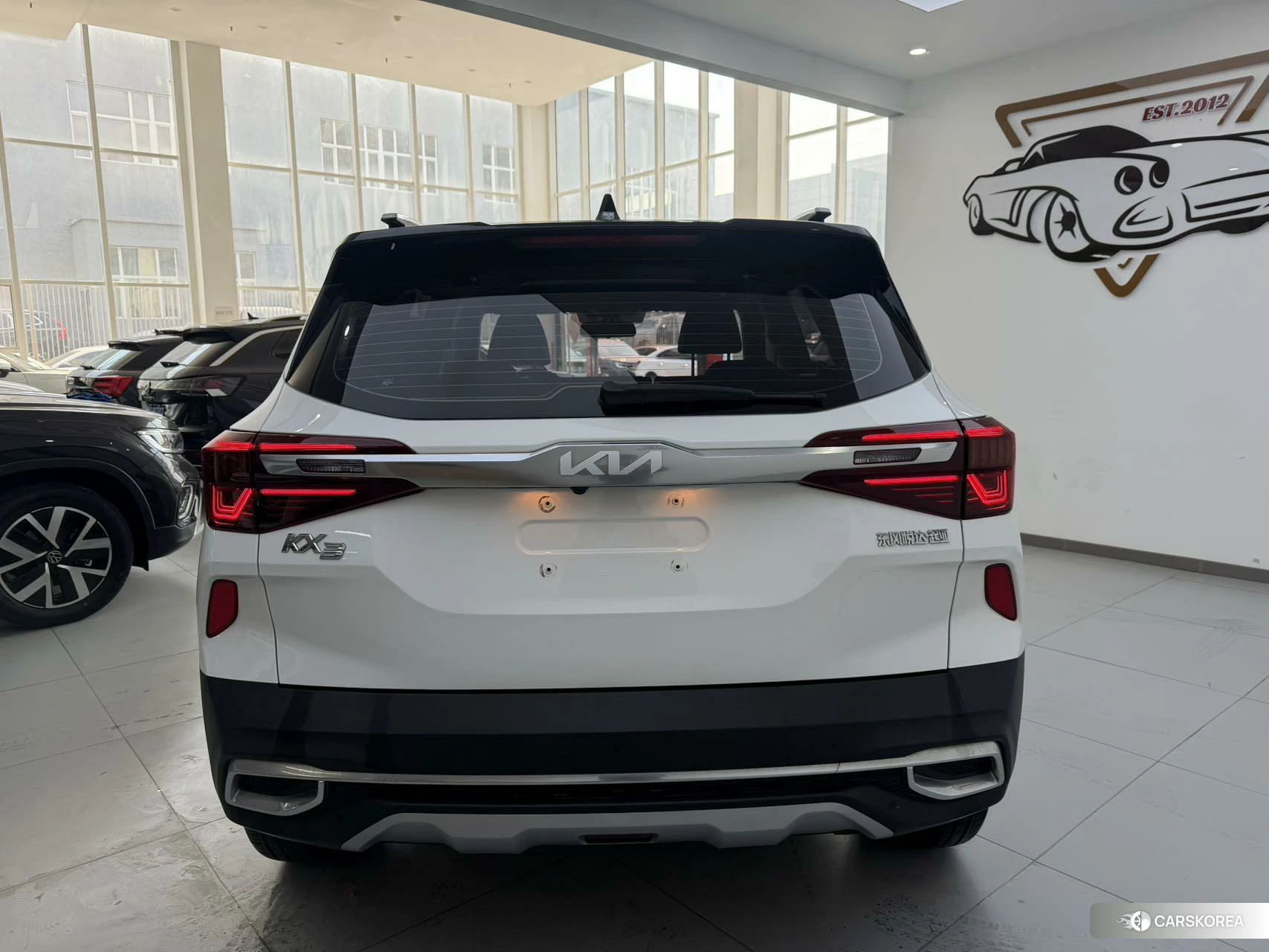 Kia KX3 2021 Белый из Китая, фото 3