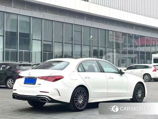 Mercedes-Benz C-class 2023 Белый из Китая, фото 3