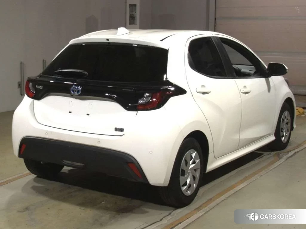 Toyota Yaris 2023 из Японии, фото 3