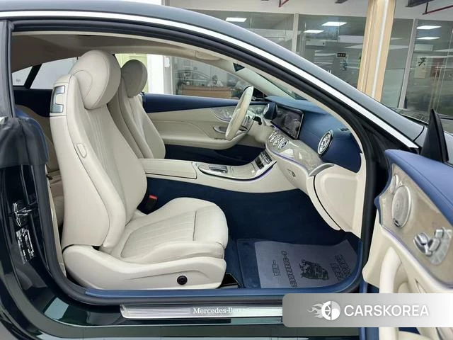 Mercedes-Benz E-Class 2023 Зеленый из Китая, фото 3