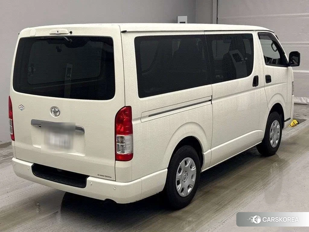 Toyota HiAce Van 2025 из Японии, фото 3
