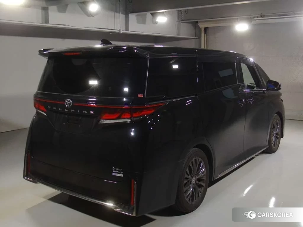 Toyota Vellfire 2024 из Японии, фото 3