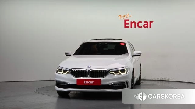 BMW 5 Series (G30) id 4978317 из Кореи 23