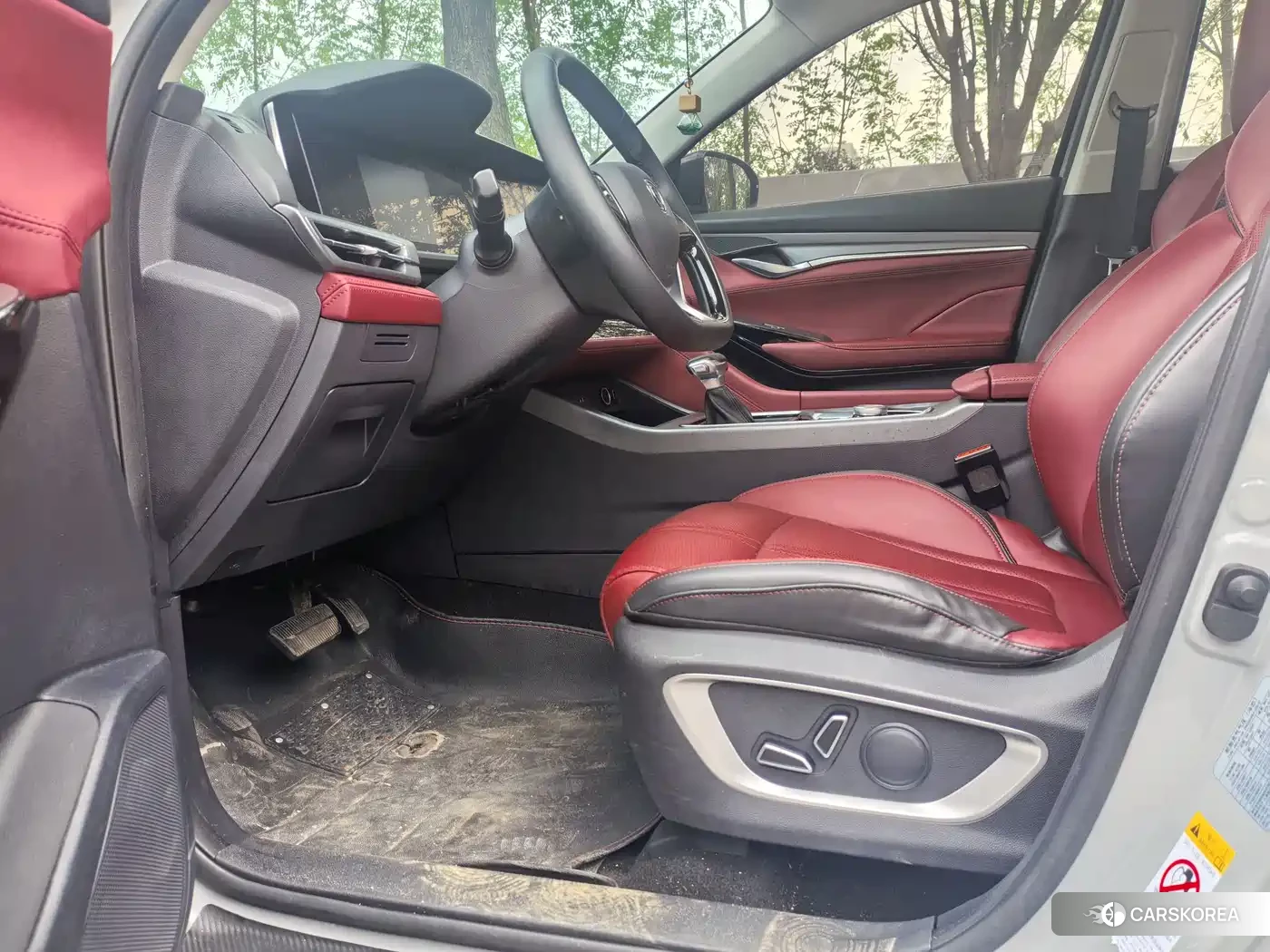 Chang'an Changan CS75PLUS 2022 Silver/gray из Китая, фото 3