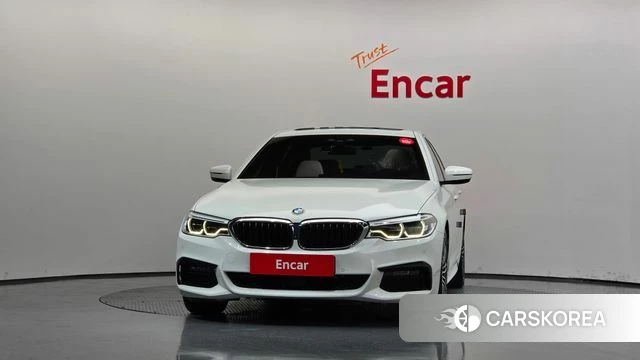 BMW 5 Series (G30) id 4992767 из Кореи 23